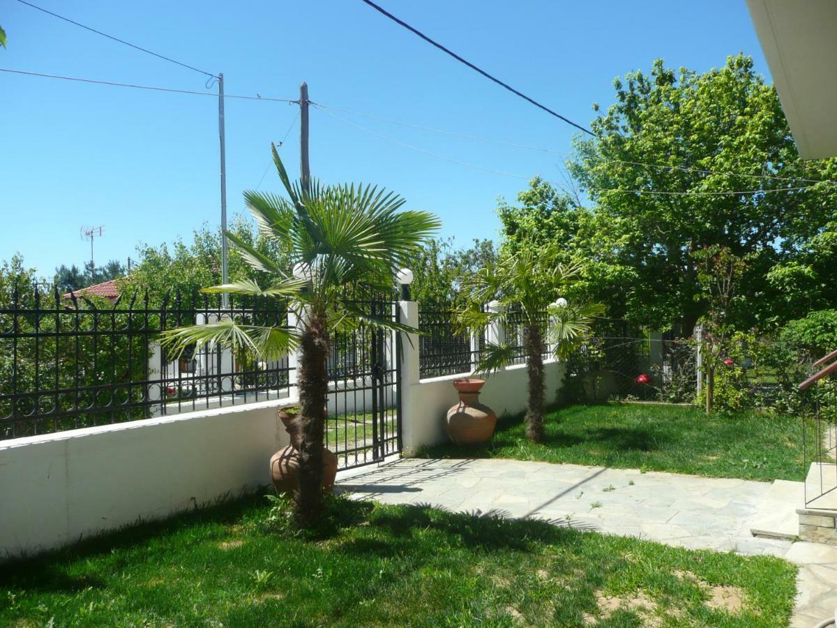 Kallilkratia Holiday Flat 2 Nea Kallikrateia Екстер'єр фото